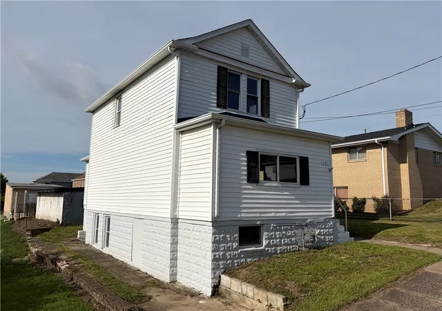 Photo 3 of Single family home for sale at 641 3rd Street, Donora, PA 15033 | MLS# 1761066 | Listing updated on 2026-08-26