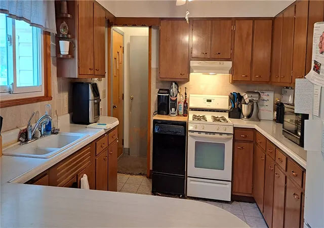 Photo 3 of Sale Pending at 830 Bells Mills Cloe Rd, Punxsutawney Area School District, PA 15767 | MLS# 1761280 | Listing updated on 2026-09-16