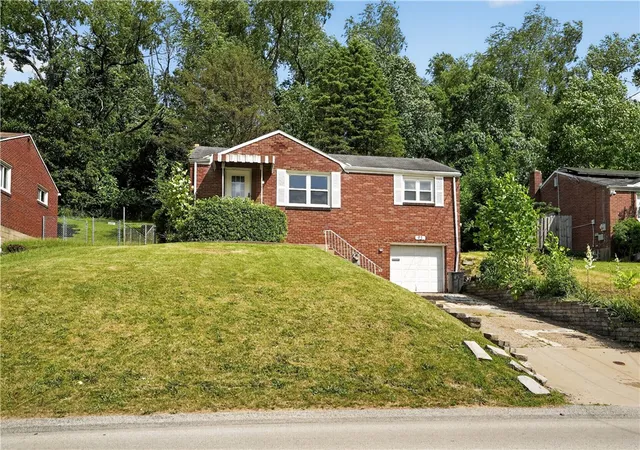 Photo 4 of Single family home for sale at 93 W Bruceton Rd, Pittsburgh, PA 15236 | MLS# 1760941 | Listing updated on 2026-08-27