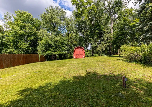 Photo 3 of Sale Pending at 125 Homeridge Ln, Homestead, PA 15120 | MLS# 1761292 | Listing updated on 2026-08-21