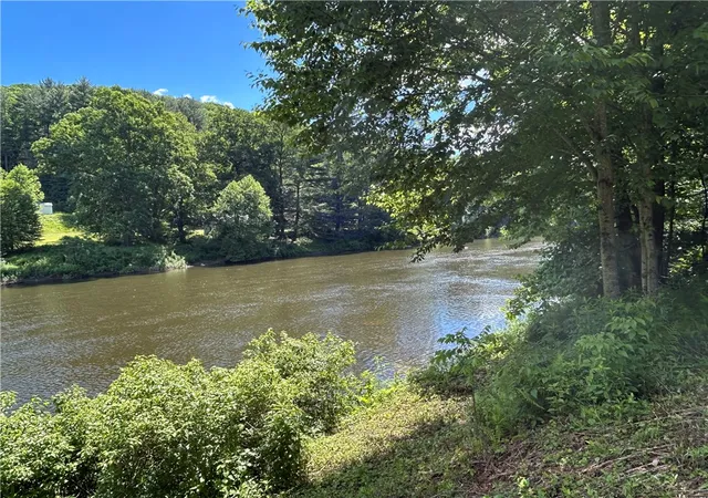 Photo 3 of Single family home for sale at 16555 Pa 949, Brookville Area School District, PA 15860 | MLS# 1761305 | Listing updated on 2026-08-19