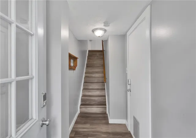 Photo 3 of Townhouse for sale at 531 Winesap Dr, Bridgeville, PA 15017 | MLS# 1761073 | Listing updated on 2026-08-29