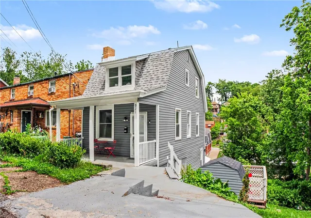 Photo 3 of Single family home for sale at 921 Saint Anne St, Pittsburgh, PA 15234 | MLS# 1761068 | Listing updated on 2026-08-18