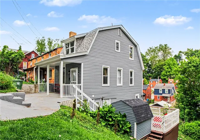 Photo 4 of Single family home for sale at 921 Saint Anne St, Pittsburgh, PA 15234 | MLS# 1761068 | Listing updated on 2026-08-18