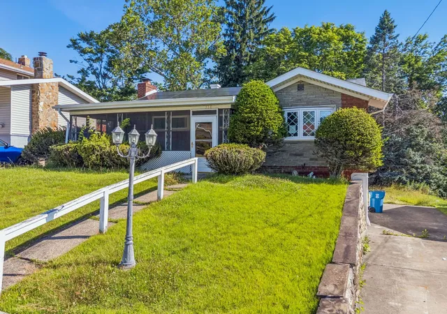 Photo 2 of Single family home for sale at 318 Dunbar Dr, Pittsburgh, PA 15235 | MLS# 1761798 | Listing updated on 2026-08-26
