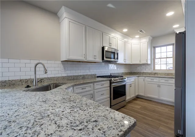 Photo 3 of Condo for sale at 740 Sandstone Way, Rostraver Township, PA 15012 | MLS# 1761588 | Listing updated on 2026-08-19