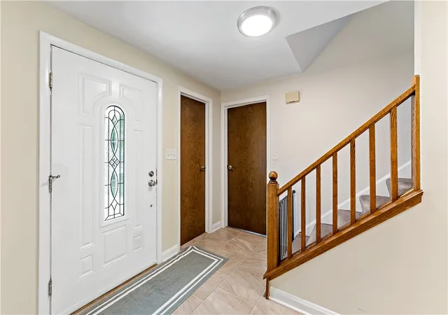Photo 2 of Sale Pending at 2105 Pendleton Dr, Monroeville, PA 15146 | MLS# 1761357 | Listing updated on 2026-08-19