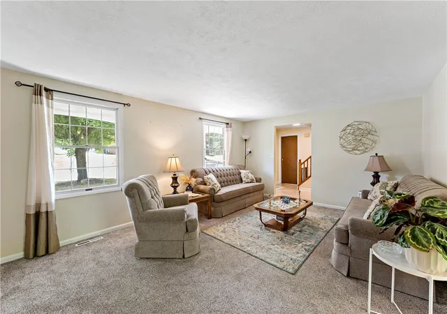 Photo 3 of Sale Pending at 2105 Pendleton Dr, Monroeville, PA 15146 | MLS# 1761357 | Listing updated on 2026-08-19