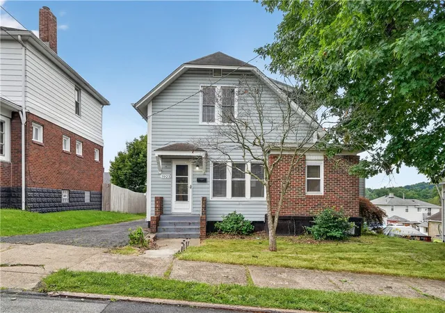 Photo 2 of Single family home for sale at 3923 Davis Ave, Homestead, PA 15120 | MLS# 1760064 | Listing updated on 2026-08-21