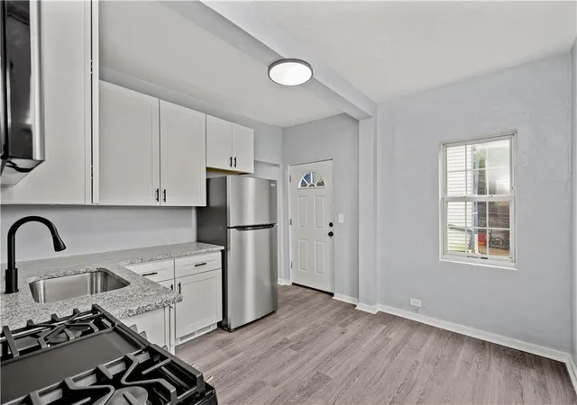 Listing Photo 5 - Condo for sale in building located at 904 Hilltop, Homestead, PA 15120