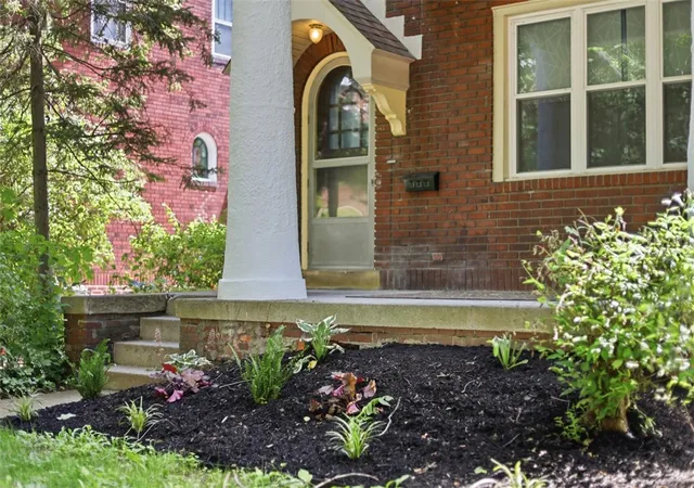 Photo 3 of House for sale at 6438-6440 Jackson St, Pittsburgh, PA 15206 | MLS# 1761890 | Listing updated on 2026-08-28