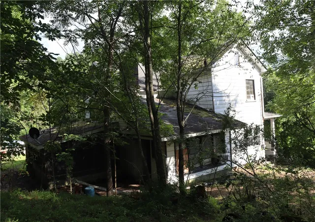 Photo 3 of Single family home for sale at 102 Midget Camp Rd, Fairfield Twp, PA 15923 | MLS# 1761823 | Listing updated on 2026-08-07