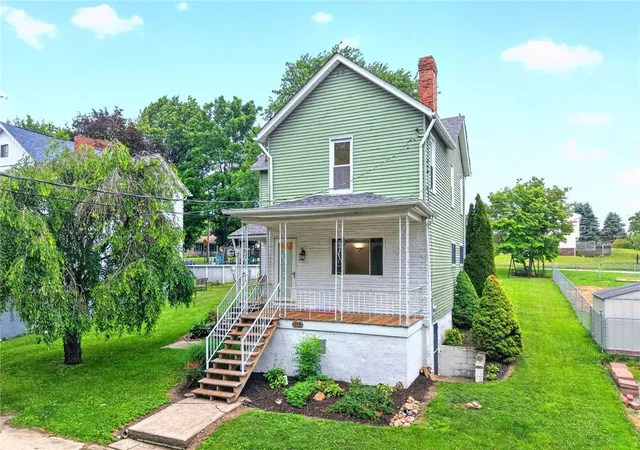 Photo 2 of Single family home for sale at 110 Ringneck Ln, Hempfield Twp, PA 15642 | MLS# 1761653 | Listing updated on 2026-08-16
