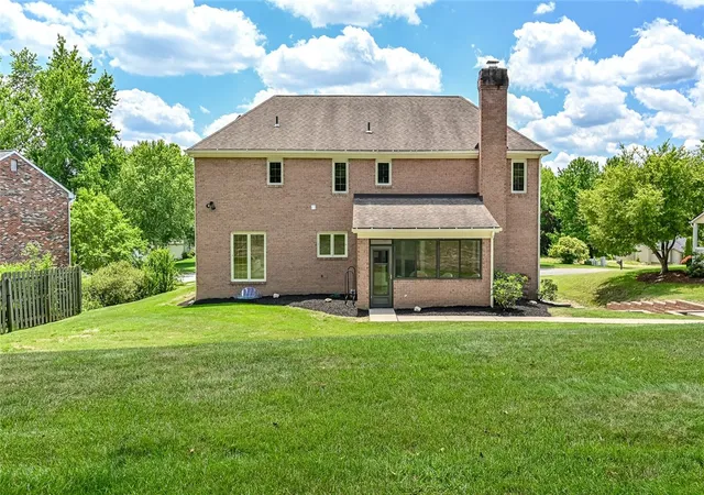 Photo 2 of Single family home for sale at 2528 Riva Ridge, Franklin Park, PA 15090 | MLS# 1762144 | Listing updated on 2026-08-23