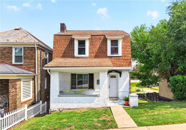 Photo 2 of Single family home for sale at 817 Deely St, Pittsburgh, PA 15217 | MLS# 1761879 | Listing updated on 2026-08-17