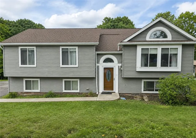 Photo 1 of Single family home for sale at 1501 N Randolph Dr, Jefferson Hills, PA 15025 | MLS# 1762233 | Listing updated on 2026-08-30