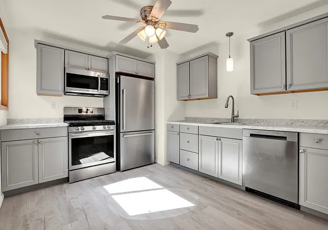 Photo 2 of Single family home for sale at 130 College Park Dr, Monroeville, PA 15146 | MLS# 1762051 | Listing updated on 2026-08-17