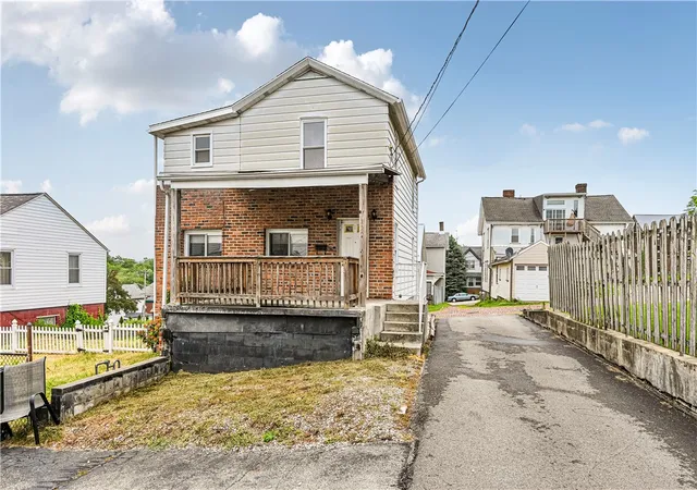 Photo 2 of Single family home for sale at 46 Hammer Way, Greensburg, PA 15601 | MLS# 1762417 | Listing updated on 2026-08-17