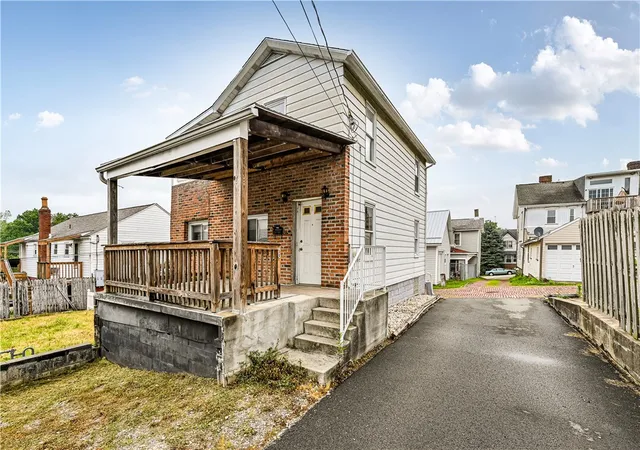 Photo 3 of Single family home for sale at 46 Hammer Way, Greensburg, PA 15601 | MLS# 1762417 | Listing updated on 2026-08-17