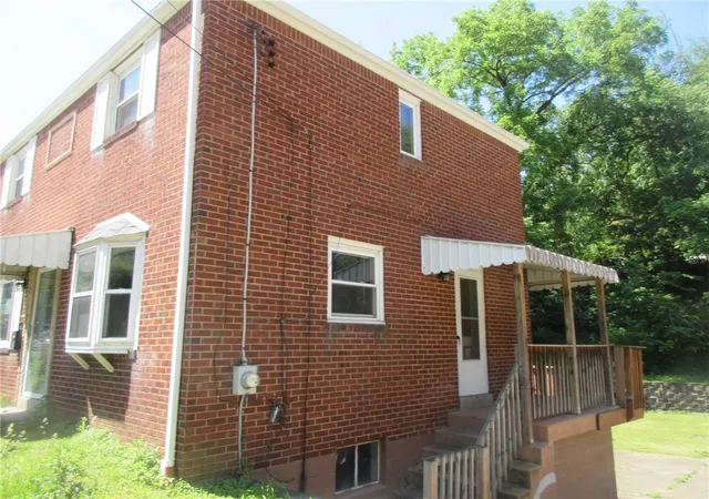 Photo 2 of Single family home for sale at 110 Logan Rd, Bethel Park, PA 15102 | MLS# 1762685 | Listing updated on 2026-09-30
