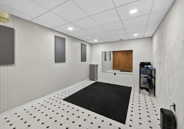 Listing Photo 2 - Condo for sale in building located at 477 Cherry Ct, Pittsburgh, PA 15237 - Unit #