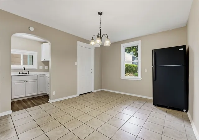 Photo 4 of House for sale at 621 Washington Ave, Carnegie, PA 15106 | MLS# 1762704 | Listing updated on 2026-08-27