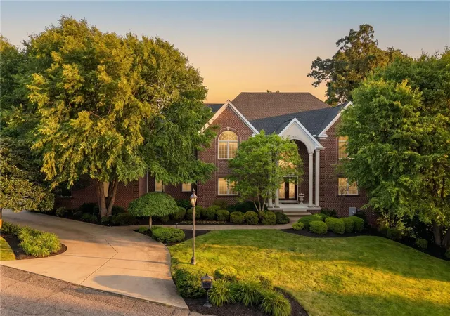 Photo 1 of Single family home for sale at 7000 Pinehurst Dr, Collier Twp, PA 15142 | MLS# 1762638 | Listing updated on 2026-08-12