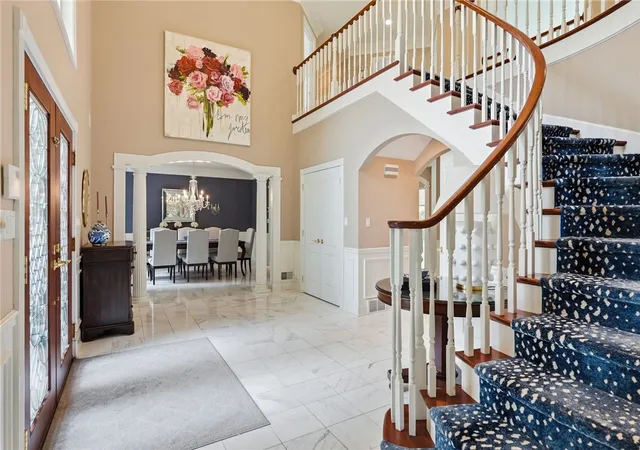 Photo 5 of Single family home for sale at 7000 Pinehurst Dr, Collier Twp, PA 15142 | MLS# 1762638 | Listing updated on 2026-08-12