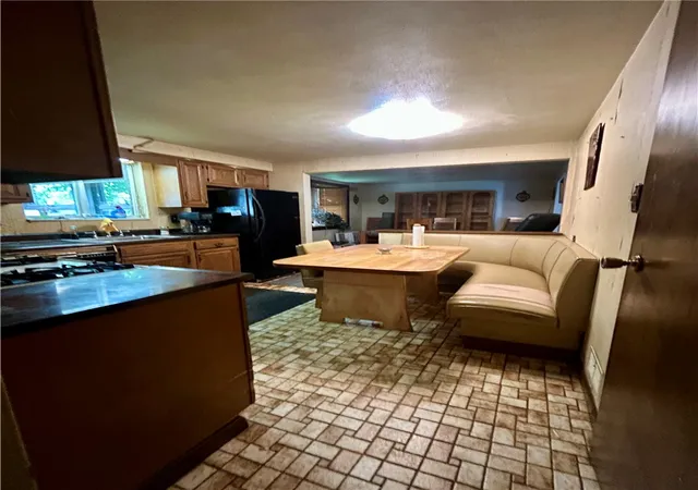 Photo 4 of Sale Pending at 1061 Old Post Rd, South Park, PA 15129 | MLS# 1762885 | Listing updated on 2026-08-22