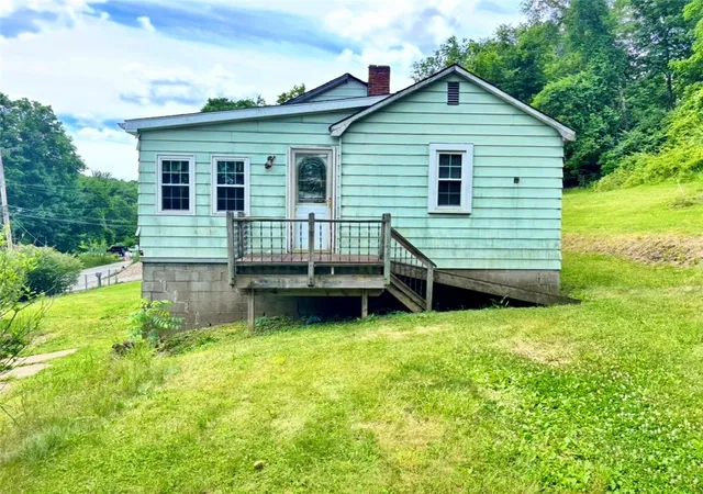 Photo 1 of Single family home for sale at 61 Mcmichael Rd, Collier Twp, PA 15106 | MLS# 1762485 | Listing updated on 2026-08-26