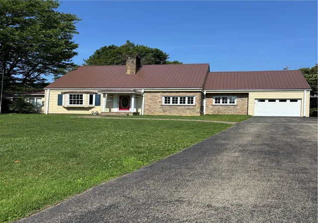 Photo 1 of Single family home for sale at 38 Hillcrest Ln, Uniontown, PA 15401 | MLS# 1762944 | Listing updated on 2026-08-24