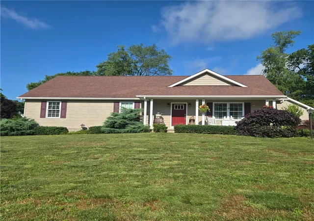Photo 1 of Single family home for sale at 1213 West Dr, Penn Twp, PA 16002 | MLS# 1762618 | Listing updated on 2026-08-30