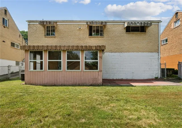 Photo 3 of Single family home for sale at 7867 Mark Dr, Penn Hills, PA 15147 | MLS# 1763006 | Listing updated on 2026-08-20