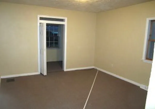 Photo 3 of Single family home for sale at 519 Euclid Ave, Canonsburg, PA 15317 | MLS# 1762923 | Listing updated on 2026-09-24