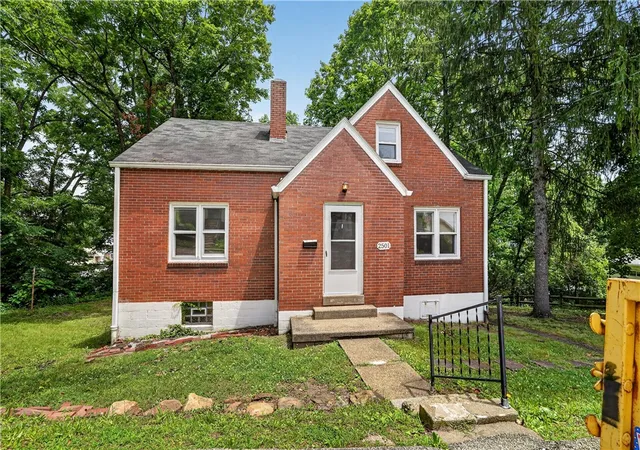 Photo 3 of Sale Pending at 2501 Olympia St, Mc Keesport, PA 15132 | MLS# 1761336 | Listing updated on 2026-08-29
