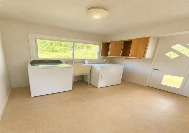 Photo 3 of Single family home for sale at 2133 Lower Ter Rd, New Kensington, PA 15068 | MLS# 1763052 | Listing updated on 2026-08-24