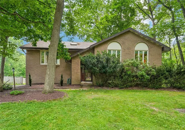 Photo 1 of Single family home for sale at 129 Green Forest Dr, Baden, PA 15005 | MLS# 1762995 | Listing updated on 2026-08-27