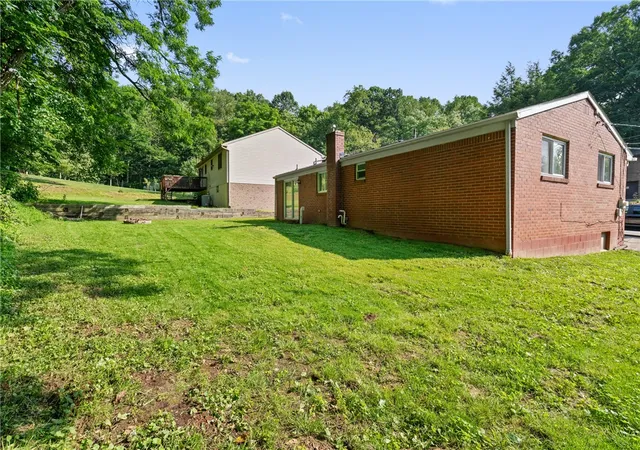 Photo 33 of Single family home for sale at 105 Edies Way, Ross Twp, PA 15229 | MLS# 1763121 | Listing updated on 2026-08-23