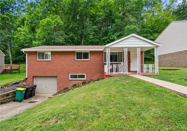 Photo 2 of Single family home for sale at 105 Edies Way, Ross Twp, PA 15229 | MLS# 1763121 | Listing updated on 2026-08-23