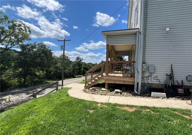 Photo 3 of Single family home for sale at 10282 State Route 85, Kittanning, PA 16201 | MLS# 1763189 | Listing updated on 2026-08-28