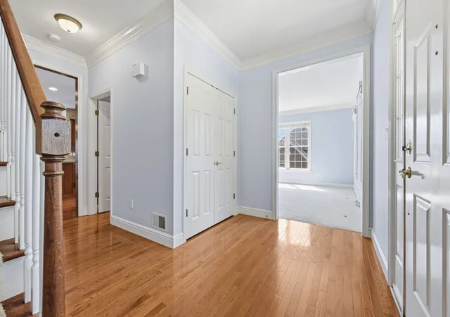 Photo 2 of Single family home for sale at 112 Ontario Ct, Gibsonia, PA 15044 | MLS# 1763232 | Listing updated on 2026-08-31