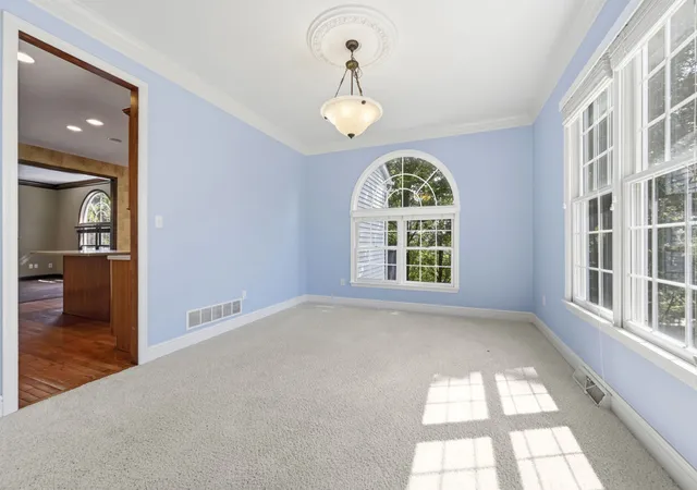 Photo 4 of Single family home for sale at 112 Ontario Ct, Gibsonia, PA 15044 | MLS# 1763232 | Listing updated on 2026-08-31