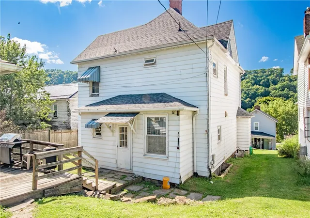 Photo 3 of Sale Pending at 607 Purdum St, East Brady, PA 16028 | MLS# 1763487 | Listing updated on 2026-08-21