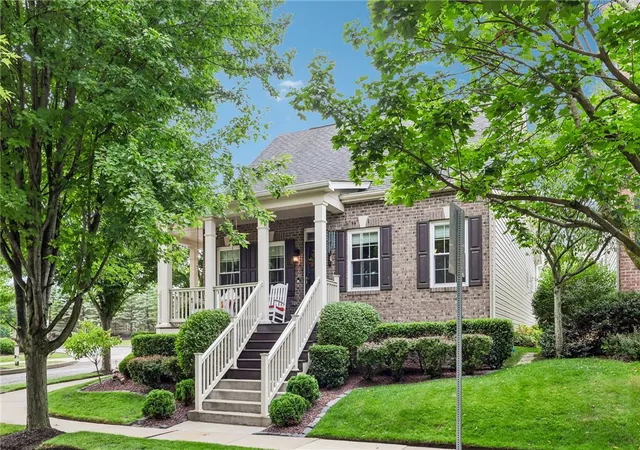 Photo 1 of Sale Pending at 532 Paddington Ln, Cranberry Twp, PA 16066 | MLS# 1763341 | Listing updated on 2026-08-17