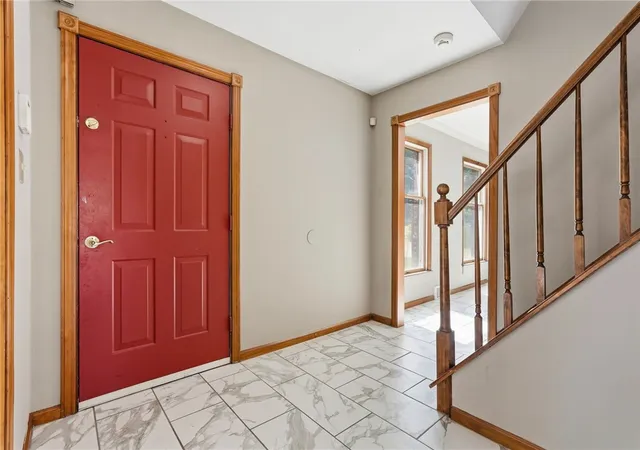 Photo 3 of Single family home for sale at 108 Meadow Hts Dr, O'hara, PA 15215 | MLS# 1763366 | Listing updated on 2026-09-23