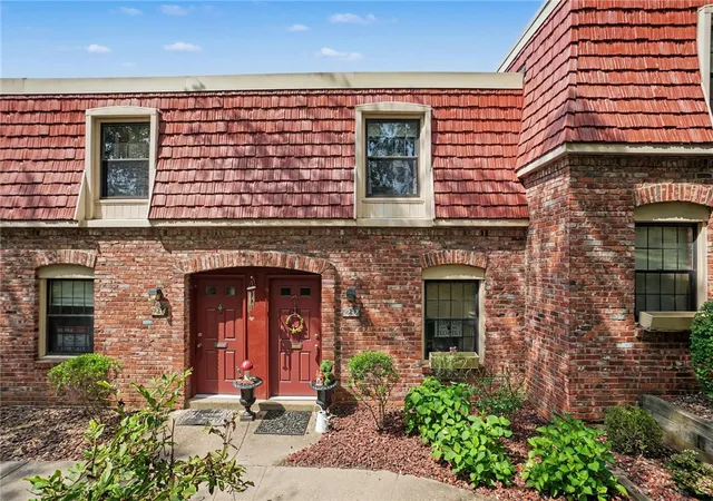 Photo 1 of Condo for sale at 1232 Pennsbury Blvd, Pennsbury, PA 15205 | MLS# 1763374 | Listing updated on 2026-08-23
