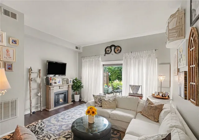 Photo 3 of Condo for sale at 1232 Pennsbury Blvd, Pennsbury, PA 15205 | MLS# 1763374 | Listing updated on 2026-08-23