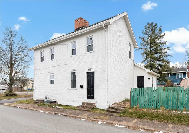 Photo 1 of Single family home for sale at 615 6th Avenue, Elizabeth, PA 15037 | MLS# 1763610 | Listing updated on 2026-08-20
