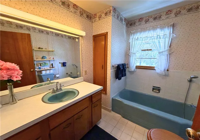 Photo 18 of Single family home for sale at 1398 S Center St Ext, Pine Twp, PA 16127 | MLS# 1763663 | Listing updated on 2026-08-20