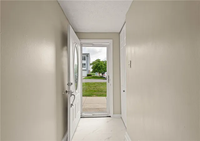 Photo 3 of Sale Pending at 6246 Springhouse Pl, South Fayette, PA 15017 | MLS# 1763688 | Listing updated on 2026-08-29